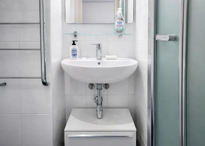 300m Da Piazza Del Campo Con Drink Di Benvenuto シエーナ